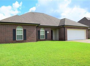 2206 Alexa Ln, Sulphur, LA 70663
