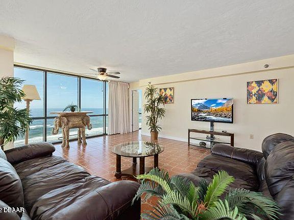 5th image of 1909 S Atlantic Ave #916