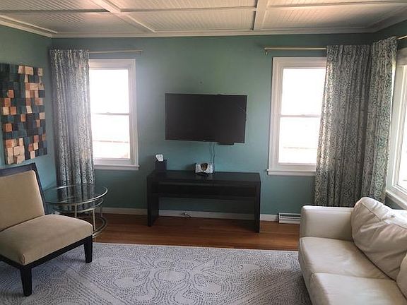 5th image of 705 Rochelle Ave S