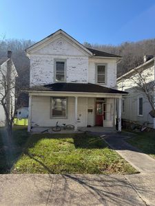 605 Roxbury St, Clifton Forge, VA, 24422