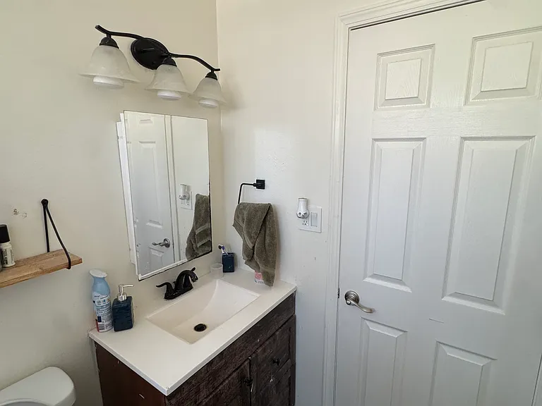960 Kingsley Cir — Photo 9