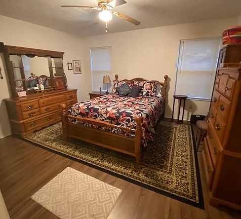 2nd image of 339 SE Sable Ln