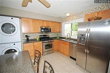 5th image of 3305 Elm Hill Dr NW