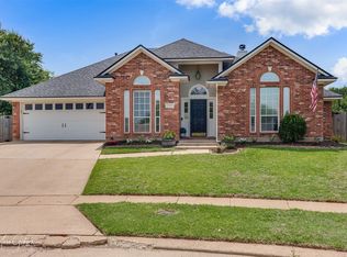 2231 Windsor Ct, Bossier City, LA 71111
