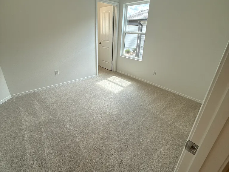 1056 Raven Walk Dr — Photo 14