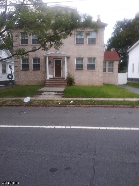 1st image of 15-17 SANDFORD PL