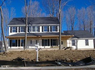 36 Fawn Meadow Rd, Naugatuck, CT 06770