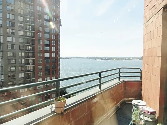 Rented by Battery Park Realty | media 41