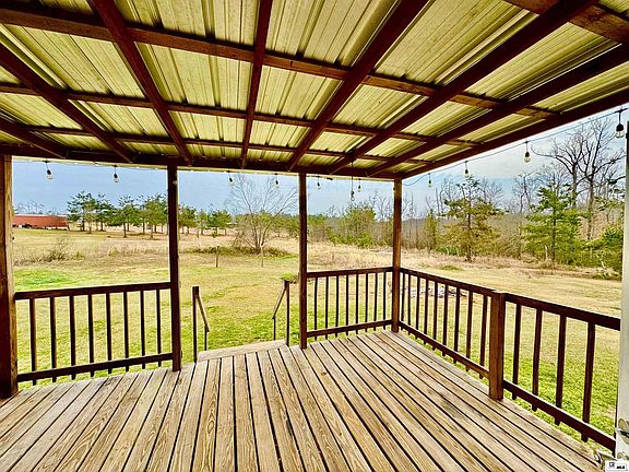 4th image of 283 New Mineral Springs Rd