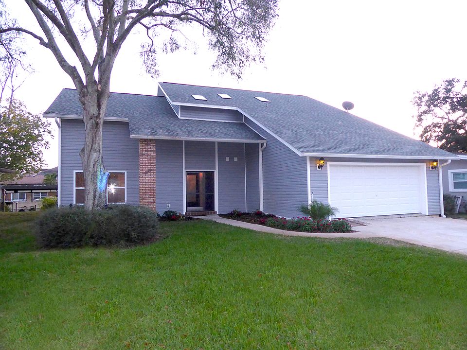 1st image of 102 S Canal Dr
