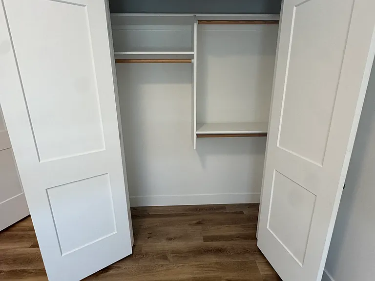 1405 Meadow Ln — Photo 9