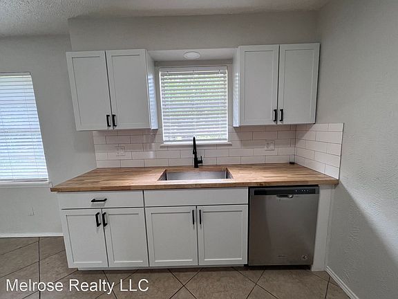 5th image of 1228 McDonald Dr