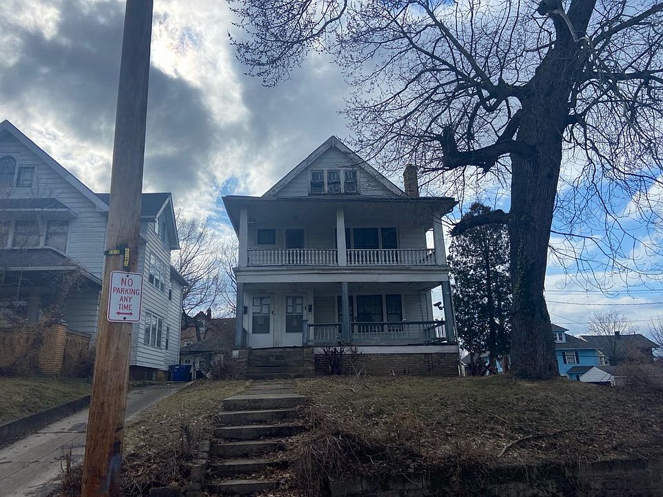 1st image of 1838 Mannering Rd