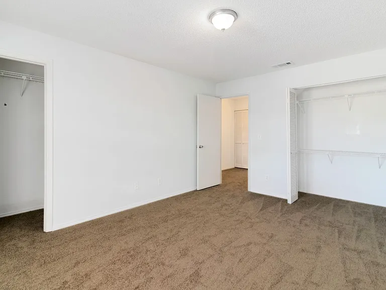 162 Bowie Ln — Photo 12