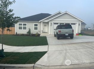 1925 Benjamin Ct, Lynden, WA 98264