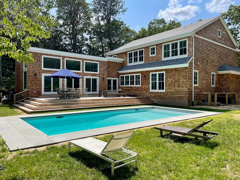 12 Wintergreen Way