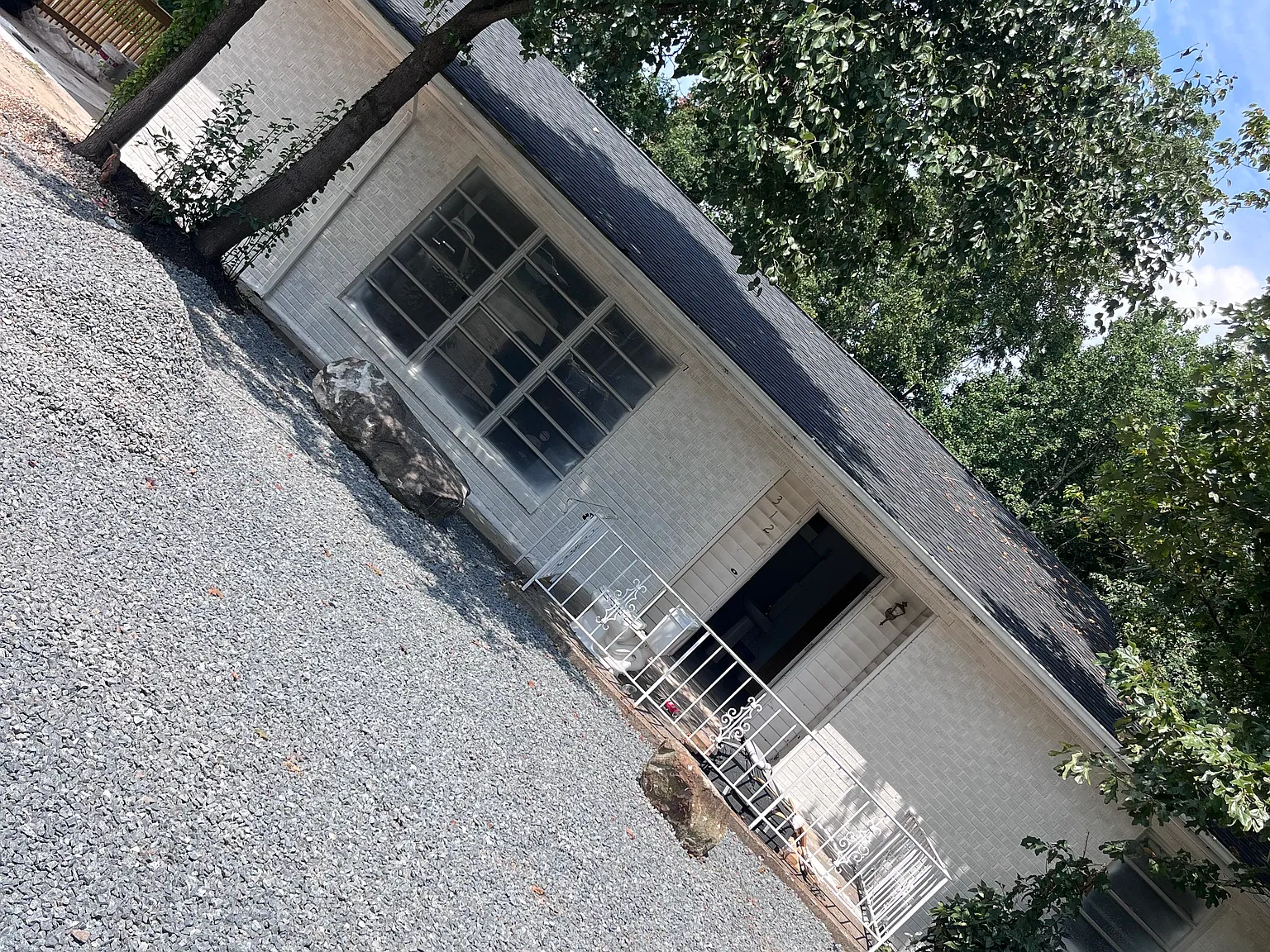 2 bed, $1,200 — Photo 3