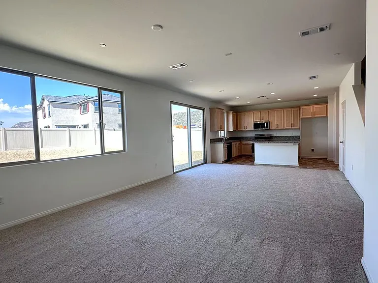 29662 Courage Ct — Photo 6