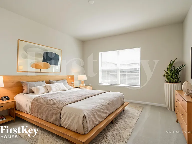 3058 Hill Point St — Photo 10