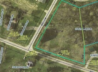 2807 E Water St, Rock Creek, OH 44084