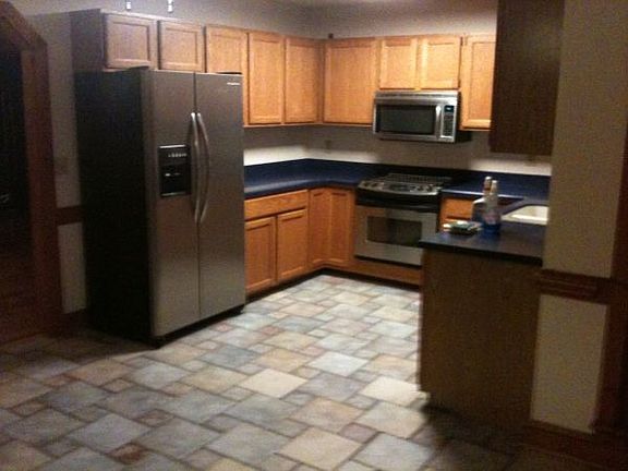 4th image of 3665 Creek Bend Dr
