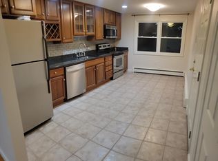 2 Laurent Rd APT 5, Salem, MA 01970