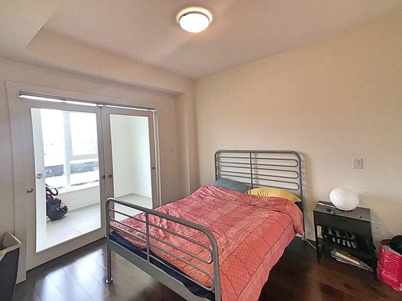 4th image of 4083 Cambie St #D125