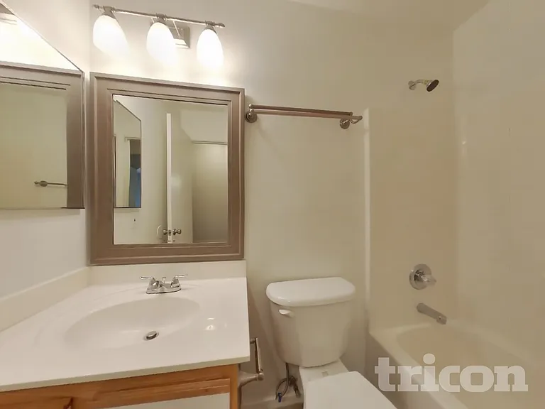 11934 N Olive St — Photo 18