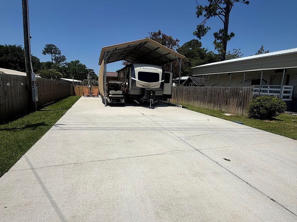 1st image of 62 Buena Vista Dr