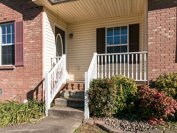 2nd image of 3528 Sandpiper Dr