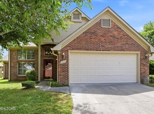 2014 Cochran Pl, Maryville, TN 37803