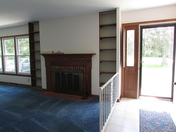 3rd image of 5216 Brust Dr