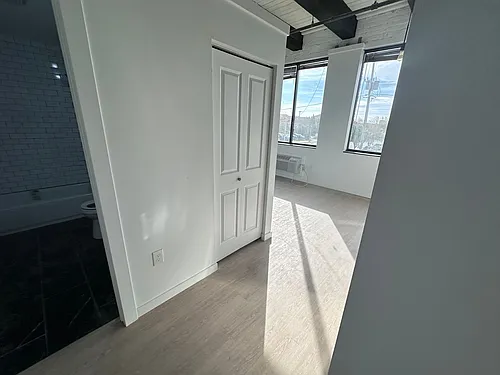Floor plan 207