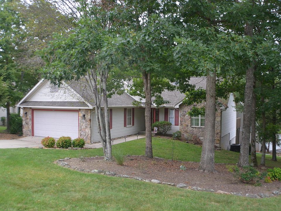 1st image of 127 Mariners Dr