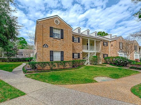 3rd image of 12998 Trail Hollow Dr #2988