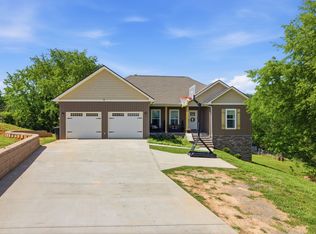 5155 Candlewood Ct, Maryville, TN 37804