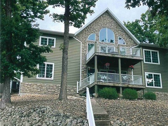 2nd image of 4586 Shady Ln