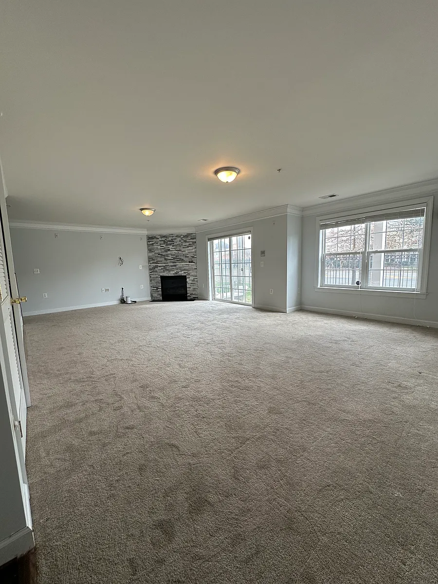 Building Photo - 13653 Venturi Ln