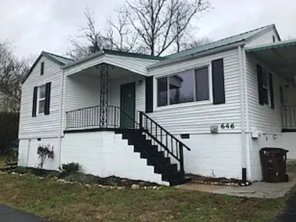 646 Robertsville Rd