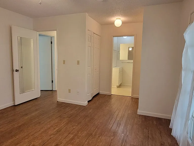 1855 Del Mar Ave — Photo 14