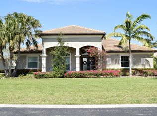 7913 SE Osprey St, Hobe Sound, FL 33455