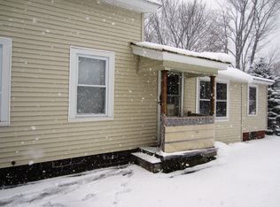 7 Butler St APT C, Springvale, ME 04083