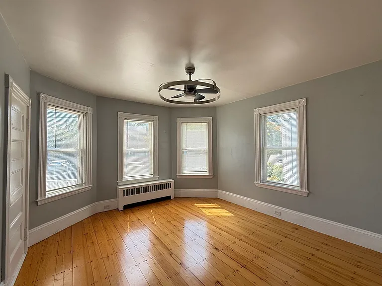109 Nightingale Ave #1 — Photo 11