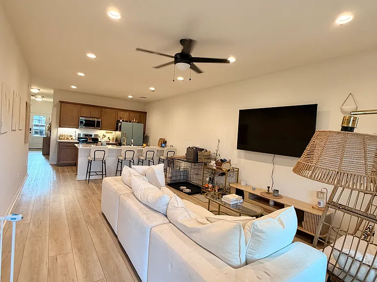 71525 Spike Dr — Photo 2