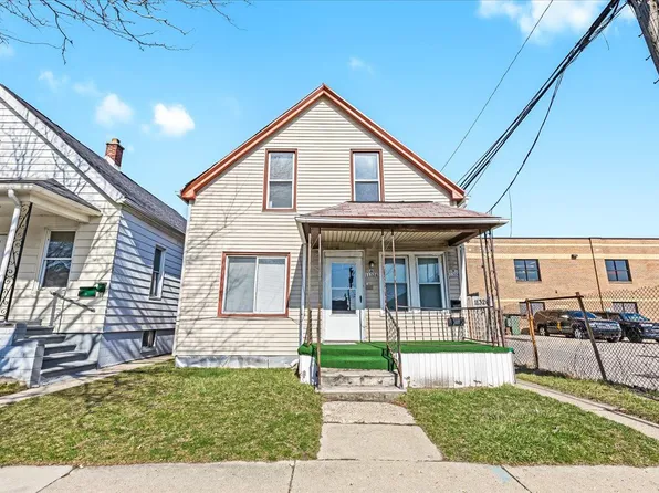 11326 Saint Aubin St, Hamtramck, MI 48212