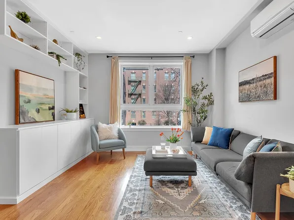 94 Lefferts Pl #2, Brooklyn, NY 11238