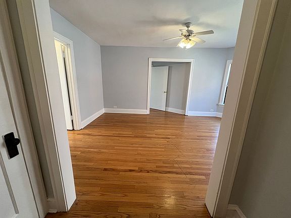 2nd image of 2121 Ridge Ave #2121-23-2I