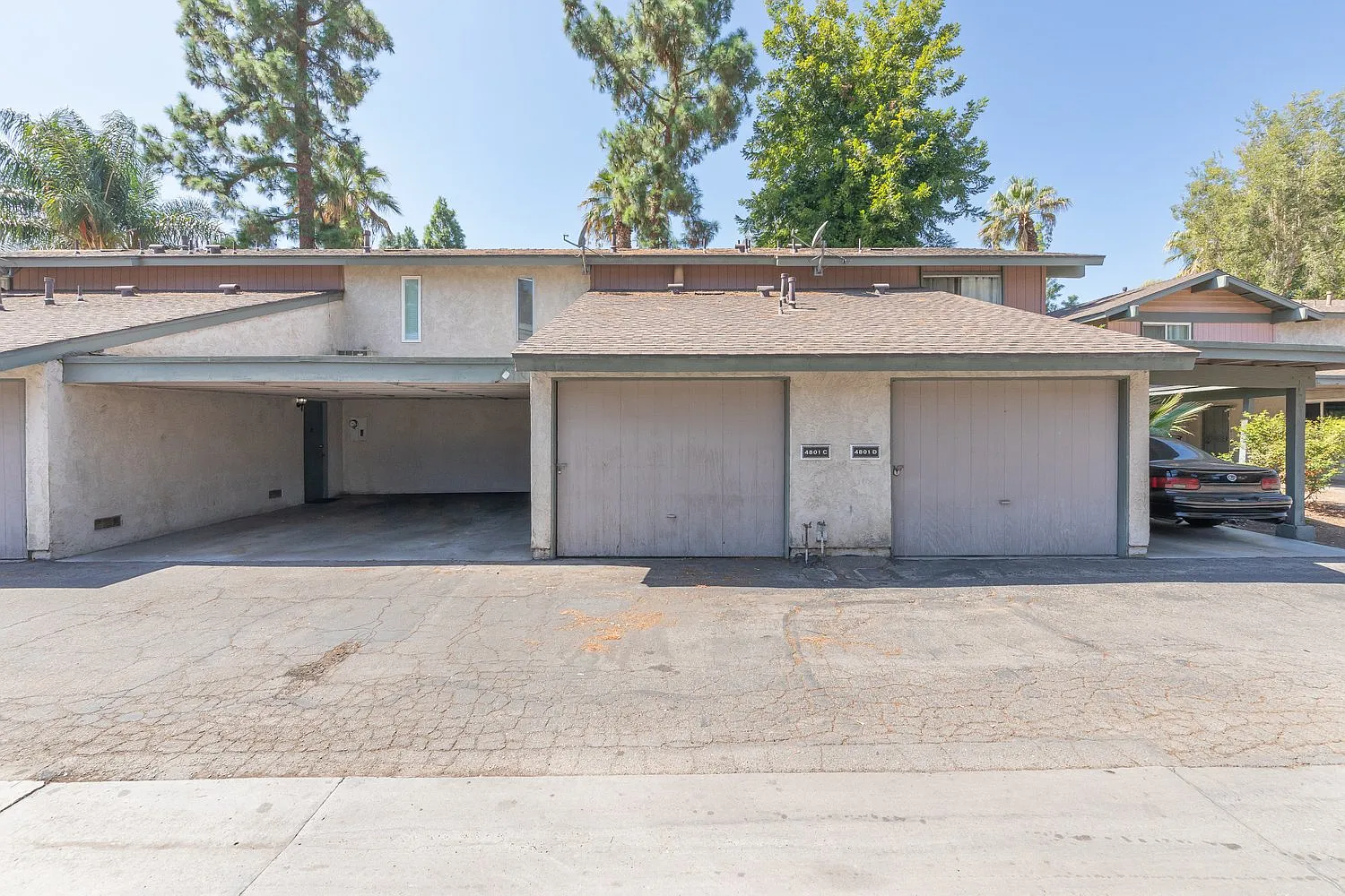 3 bed, 968 sqft, $2,500 — Photo 3