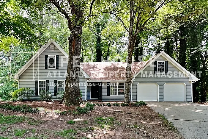 1765 Blackwillow Dr — Photo 1