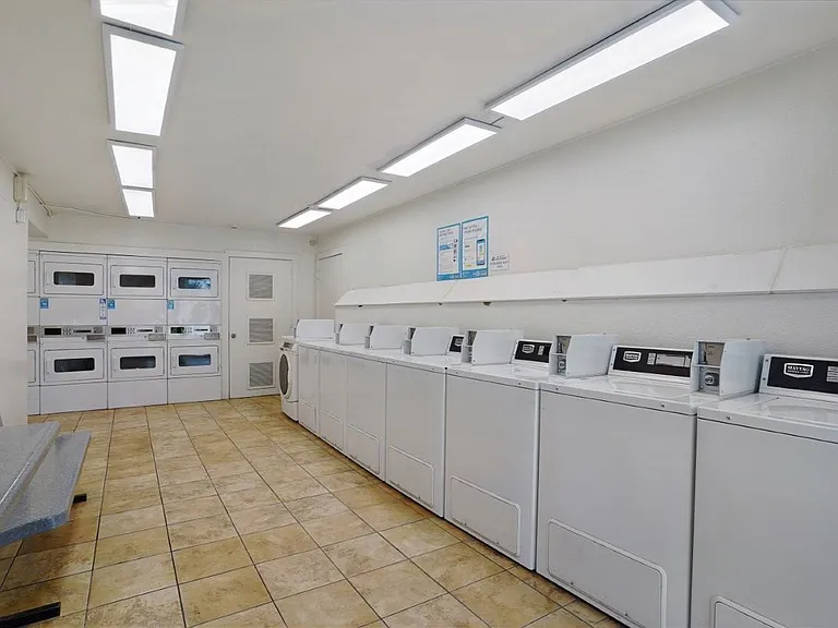 Villas at Vine — Photo 25